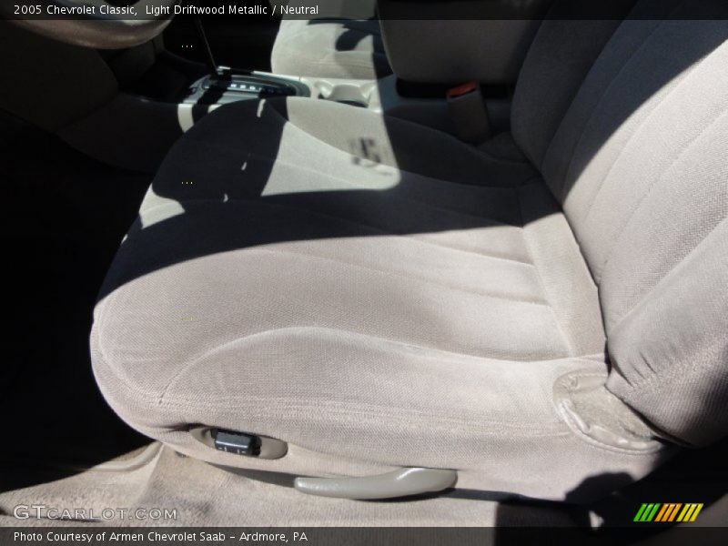 Light Driftwood Metallic / Neutral 2005 Chevrolet Classic