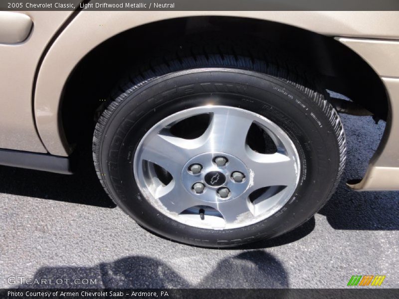 Light Driftwood Metallic / Neutral 2005 Chevrolet Classic