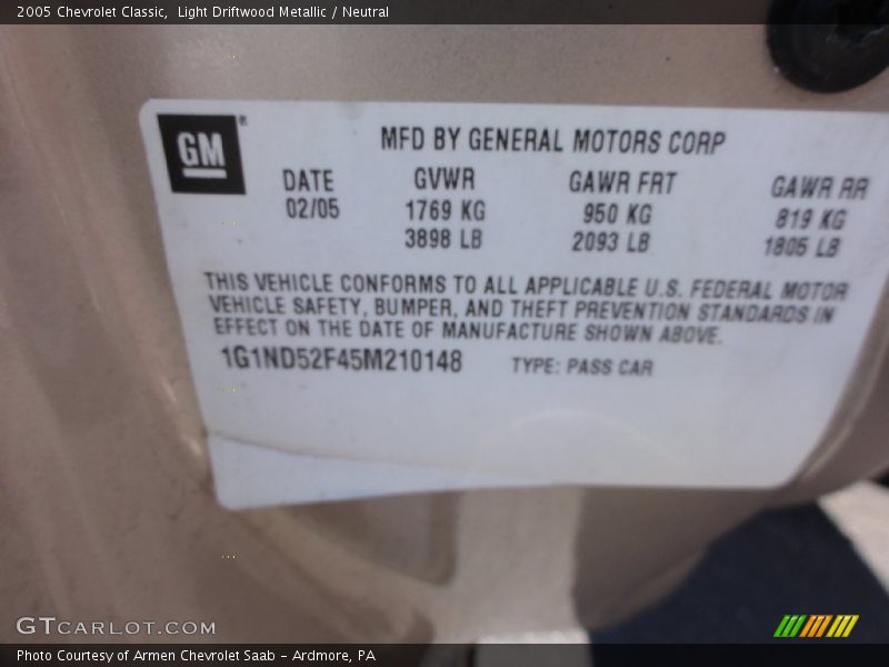 Light Driftwood Metallic / Neutral 2005 Chevrolet Classic