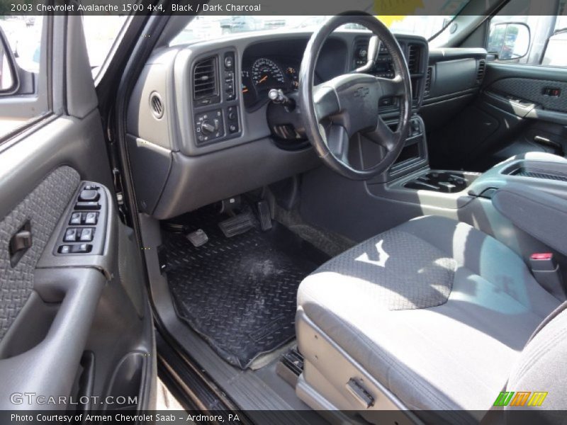 Black / Dark Charcoal 2003 Chevrolet Avalanche 1500 4x4