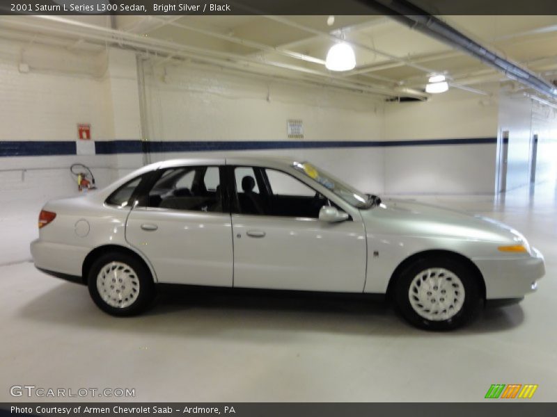Bright Silver / Black 2001 Saturn L Series L300 Sedan