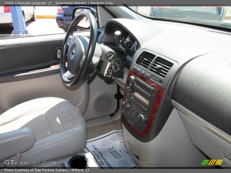 Silverstone Metallic / Medium Gray 2008 Chevrolet Uplander LT