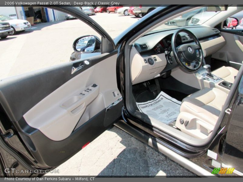 Deep Black / Classic Grey 2006 Volkswagen Passat 2.0T Sedan