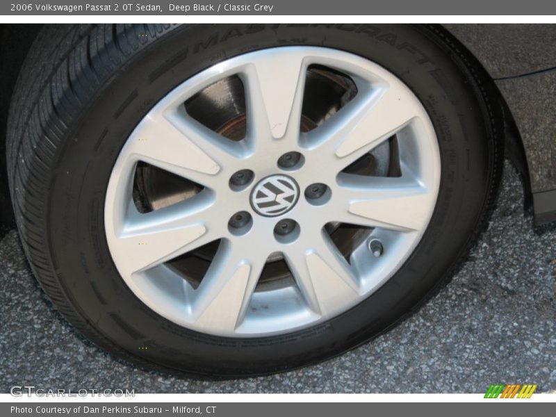Deep Black / Classic Grey 2006 Volkswagen Passat 2.0T Sedan
