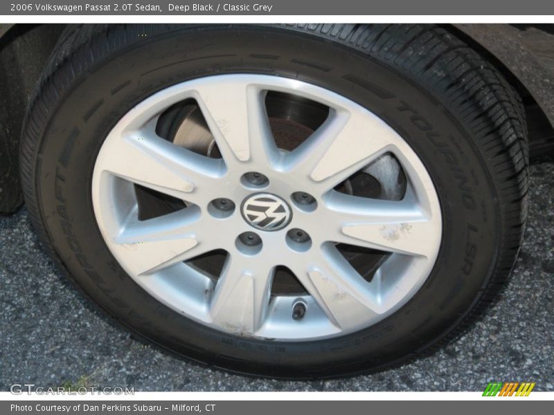 Deep Black / Classic Grey 2006 Volkswagen Passat 2.0T Sedan