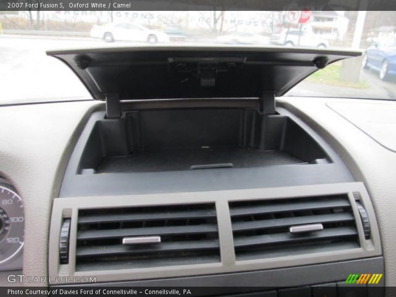 Oxford White / Camel 2007 Ford Fusion S