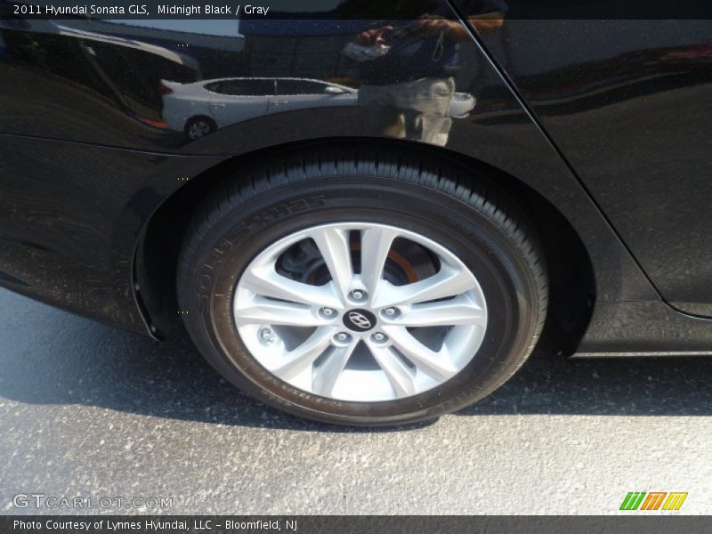 Midnight Black / Gray 2011 Hyundai Sonata GLS