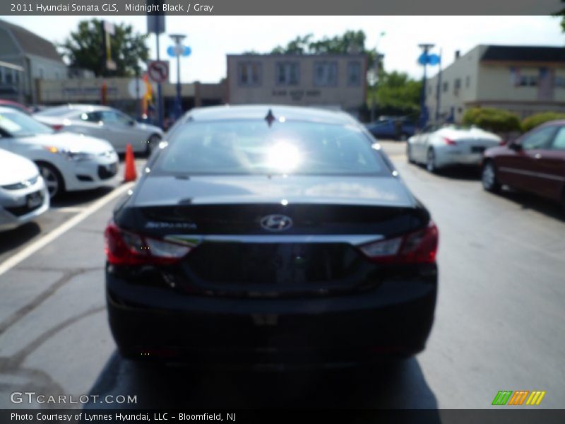 Midnight Black / Gray 2011 Hyundai Sonata GLS