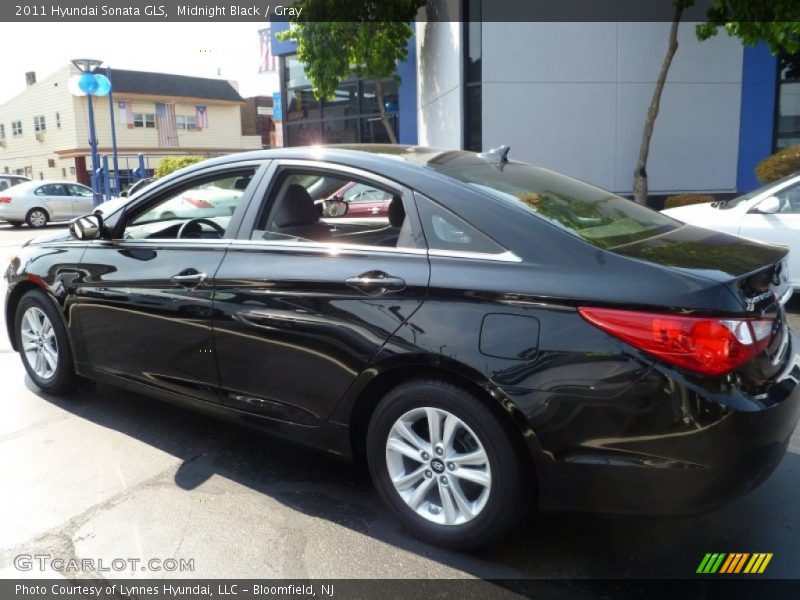 Midnight Black / Gray 2011 Hyundai Sonata GLS