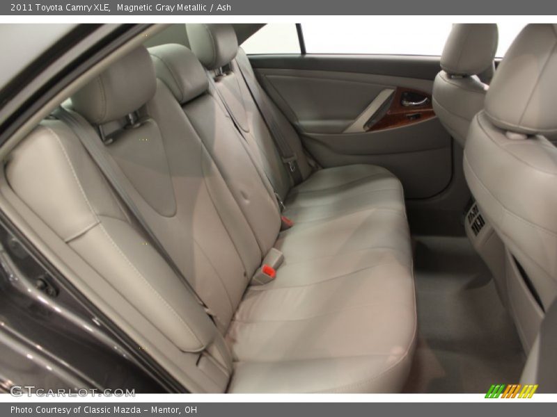 Magnetic Gray Metallic / Ash 2011 Toyota Camry XLE