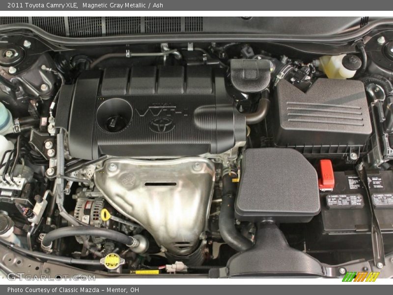 Magnetic Gray Metallic / Ash 2011 Toyota Camry XLE