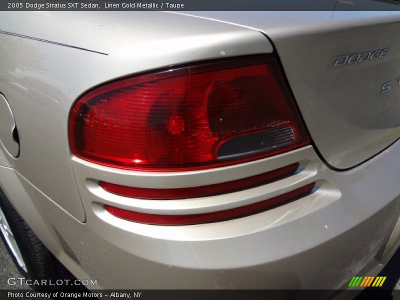 Linen Gold Metallic / Taupe 2005 Dodge Stratus SXT Sedan