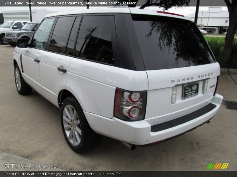 Alaska White / Sand/Jet Black 2011 Land Rover Range Rover Supercharged