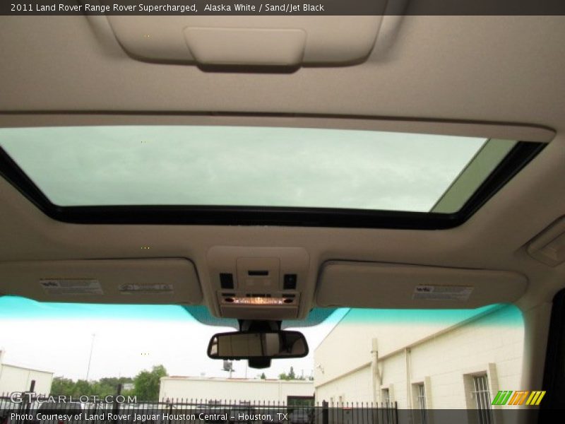 Alaska White / Sand/Jet Black 2011 Land Rover Range Rover Supercharged