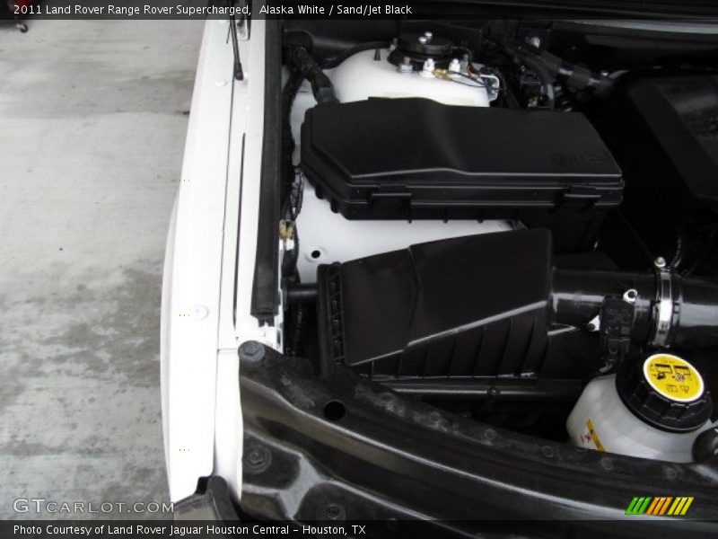 Alaska White / Sand/Jet Black 2011 Land Rover Range Rover Supercharged