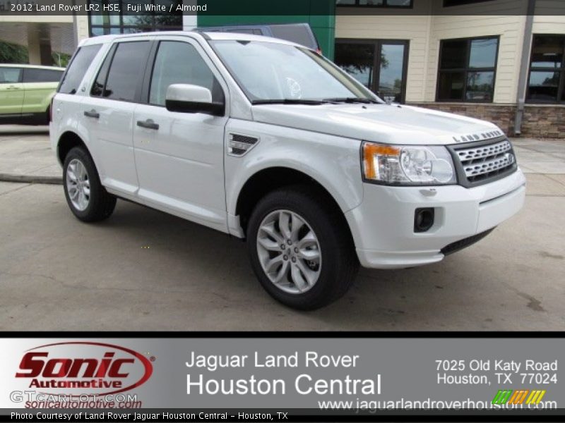 Fuji White / Almond 2012 Land Rover LR2 HSE