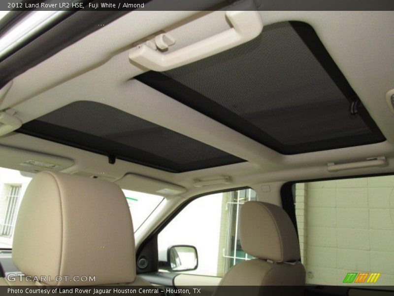 Sunroof of 2012 LR2 HSE
