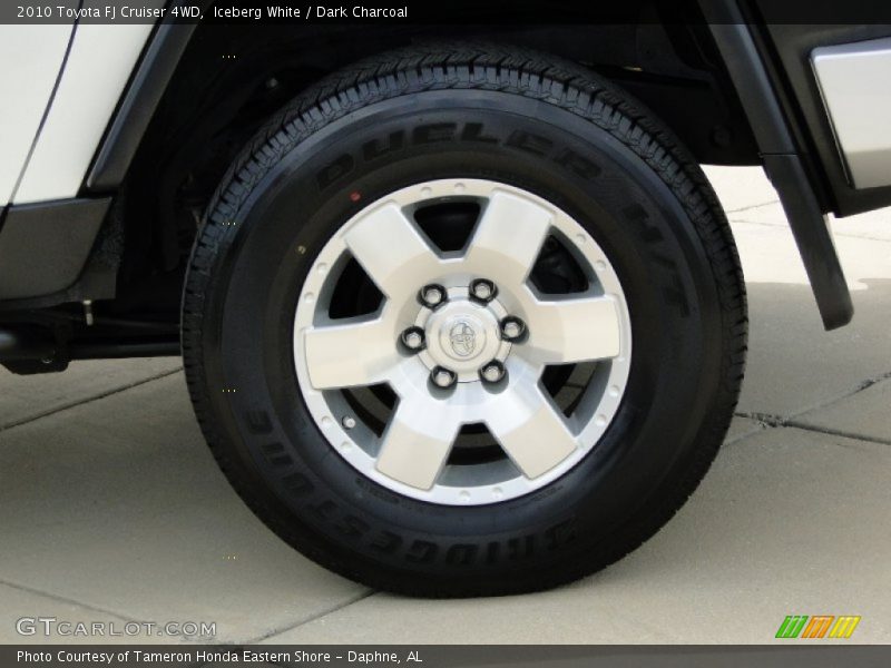 Iceberg White / Dark Charcoal 2010 Toyota FJ Cruiser 4WD