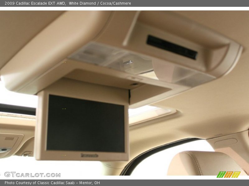 White Diamond / Cocoa/Cashmere 2009 Cadillac Escalade EXT AWD