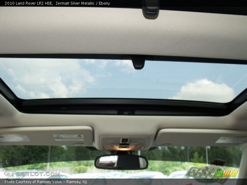Zermatt Silver Metallic / Ebony 2010 Land Rover LR2 HSE