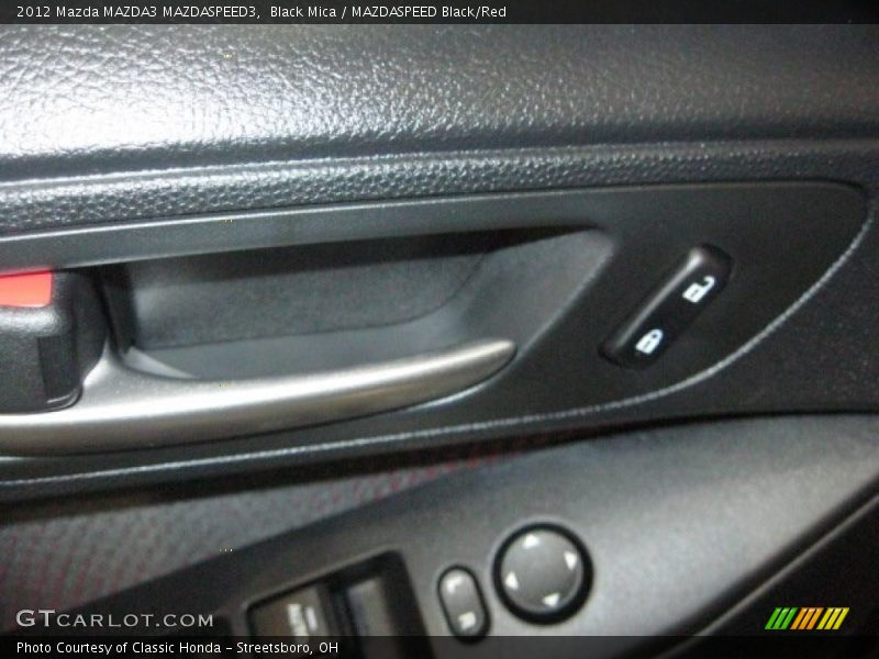 Black Mica / MAZDASPEED Black/Red 2012 Mazda MAZDA3 MAZDASPEED3