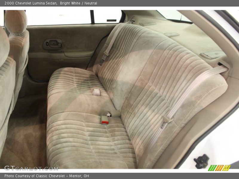 Bright White / Neutral 2000 Chevrolet Lumina Sedan