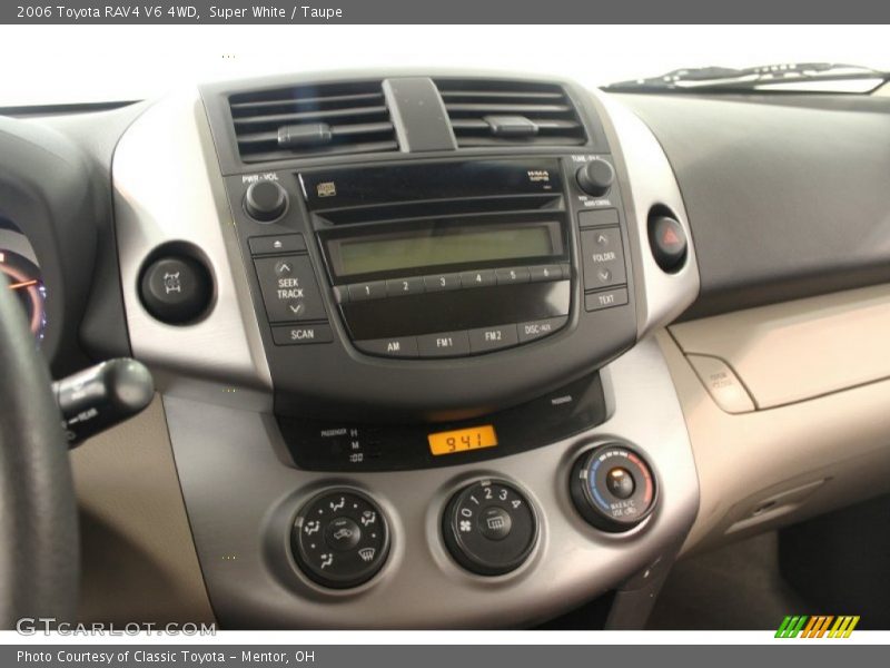 Super White / Taupe 2006 Toyota RAV4 V6 4WD
