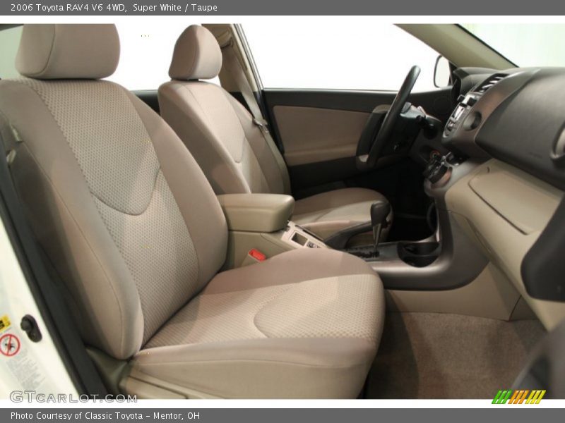 Super White / Taupe 2006 Toyota RAV4 V6 4WD