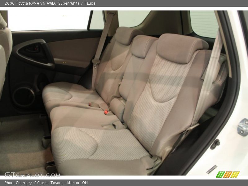 Super White / Taupe 2006 Toyota RAV4 V6 4WD