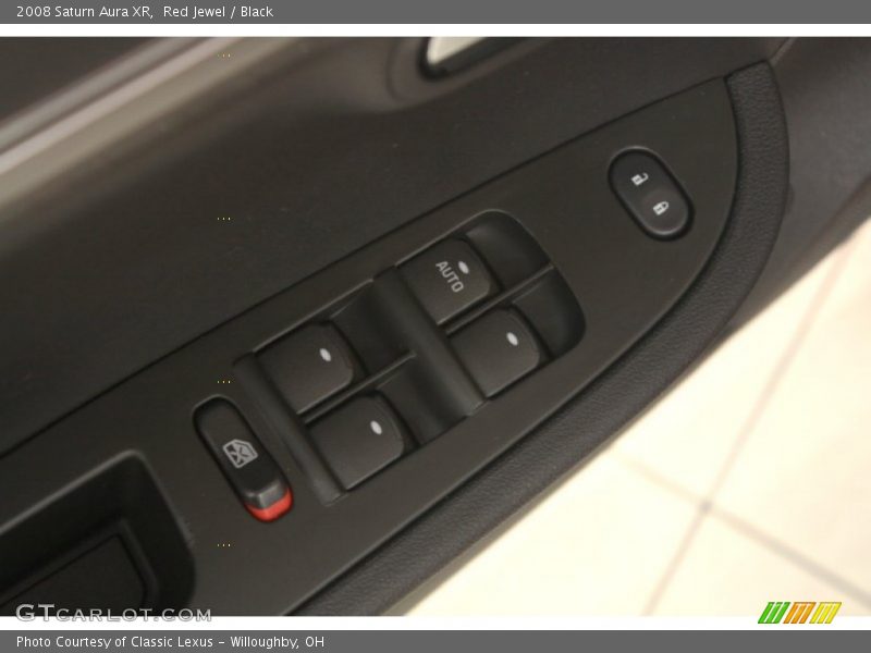 Red Jewel / Black 2008 Saturn Aura XR