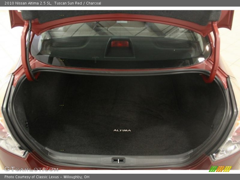  2010 Altima 2.5 SL Trunk