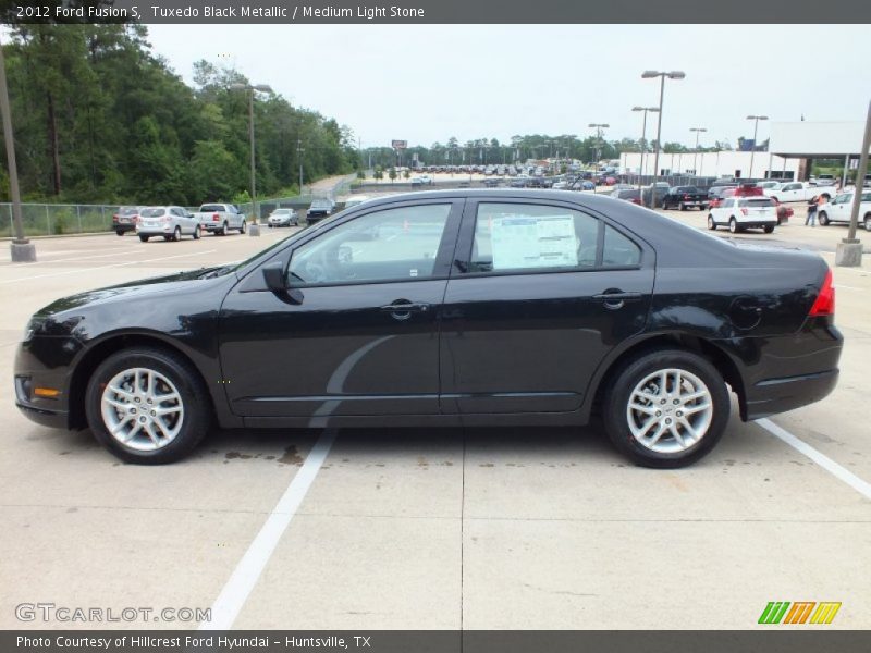 Tuxedo Black Metallic / Medium Light Stone 2012 Ford Fusion S
