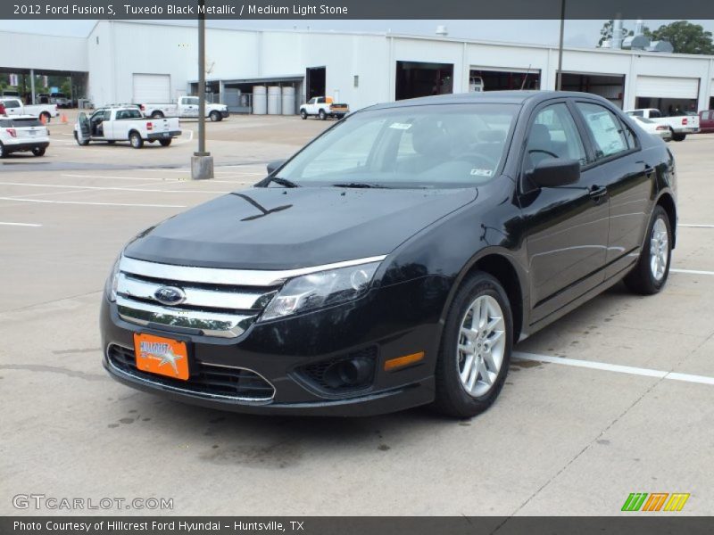 Tuxedo Black Metallic / Medium Light Stone 2012 Ford Fusion S