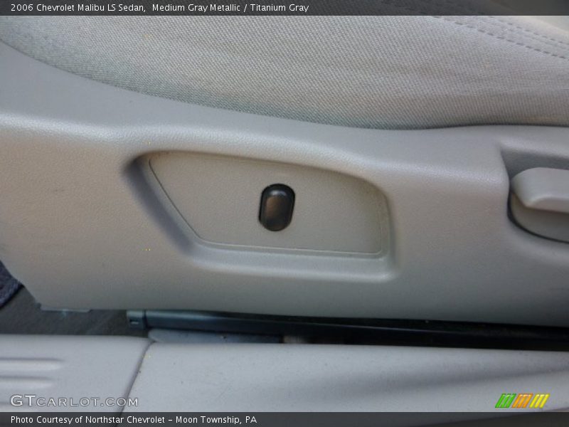 Medium Gray Metallic / Titanium Gray 2006 Chevrolet Malibu LS Sedan