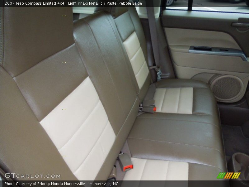 Light Khaki Metallic / Pastel Pebble Beige 2007 Jeep Compass Limited 4x4