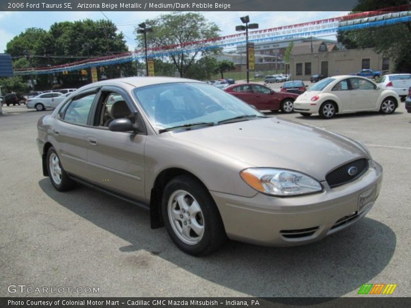 Arizona Beige Metallic / Medium/Dark Pebble Beige 2006 Ford Taurus SE