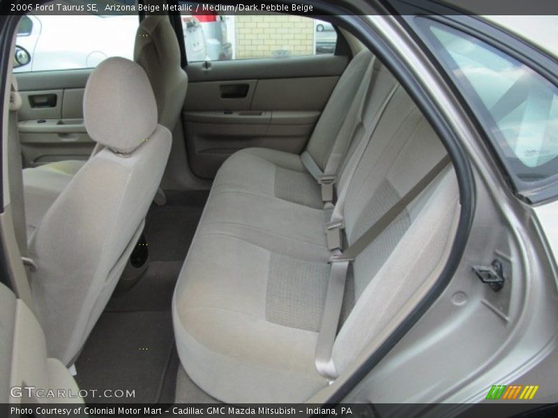 Arizona Beige Metallic / Medium/Dark Pebble Beige 2006 Ford Taurus SE