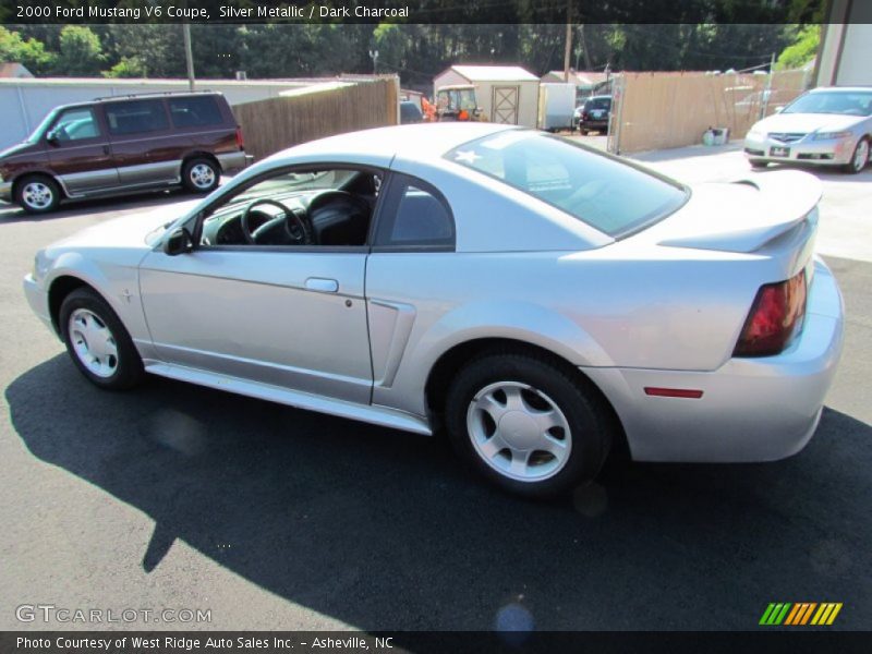 Silver Metallic / Dark Charcoal 2000 Ford Mustang V6 Coupe