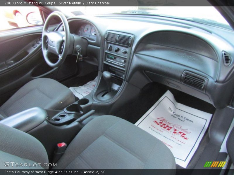 Silver Metallic / Dark Charcoal 2000 Ford Mustang V6 Coupe