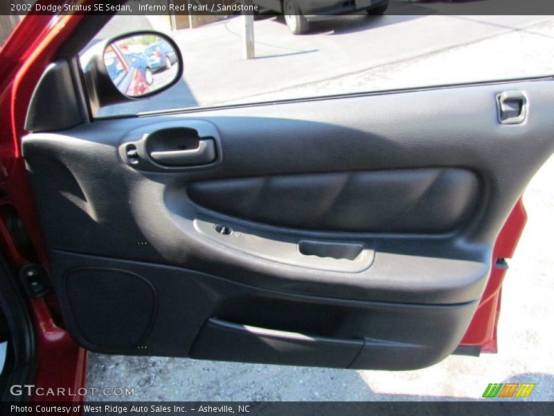 Inferno Red Pearl / Sandstone 2002 Dodge Stratus SE Sedan