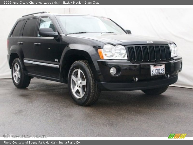 Black / Medium Slate Gray 2006 Jeep Grand Cherokee Laredo 4x4