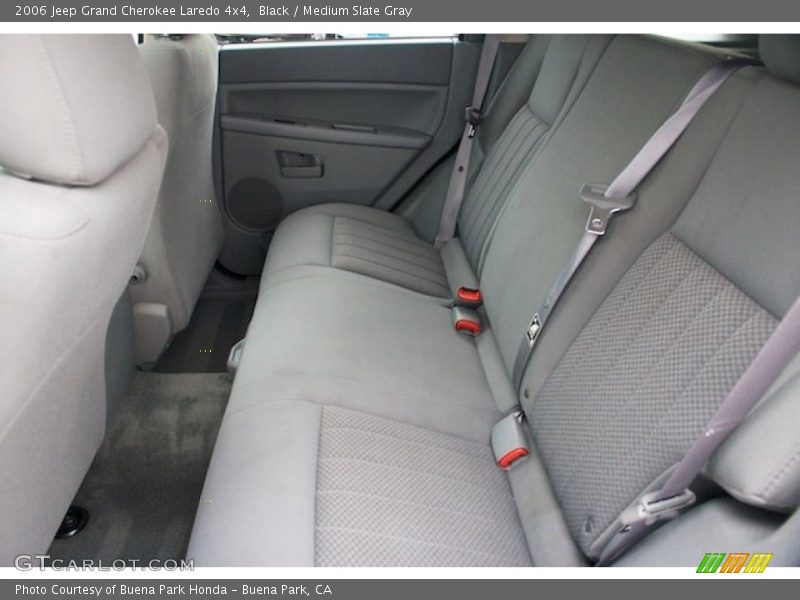 Black / Medium Slate Gray 2006 Jeep Grand Cherokee Laredo 4x4