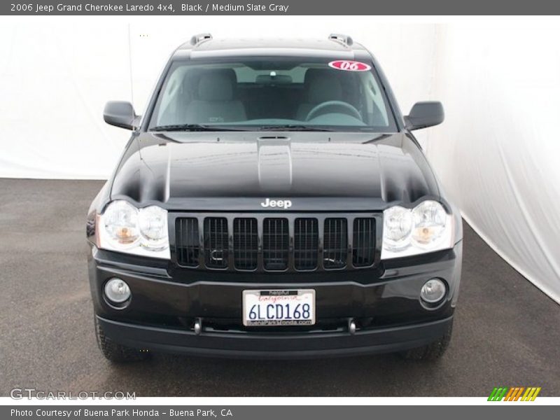Black / Medium Slate Gray 2006 Jeep Grand Cherokee Laredo 4x4