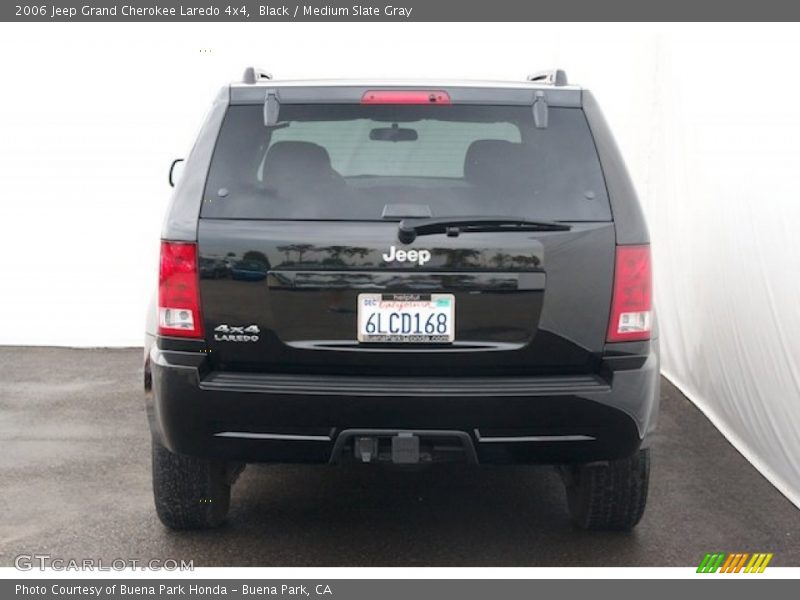 Black / Medium Slate Gray 2006 Jeep Grand Cherokee Laredo 4x4