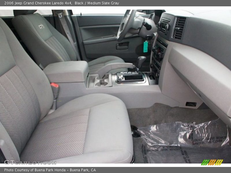 Black / Medium Slate Gray 2006 Jeep Grand Cherokee Laredo 4x4