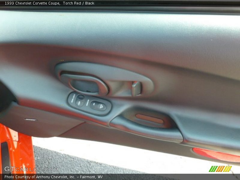 Torch Red / Black 1999 Chevrolet Corvette Coupe