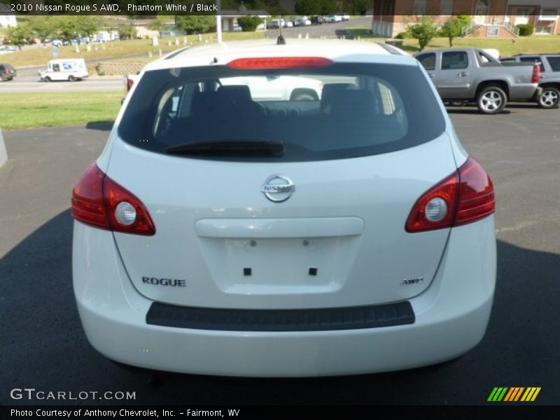 Phantom White / Black 2010 Nissan Rogue S AWD