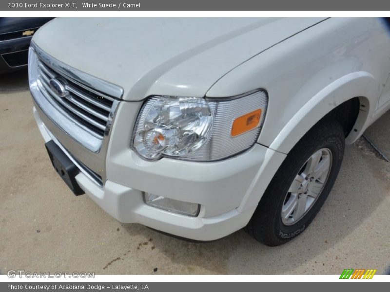 White Suede / Camel 2010 Ford Explorer XLT