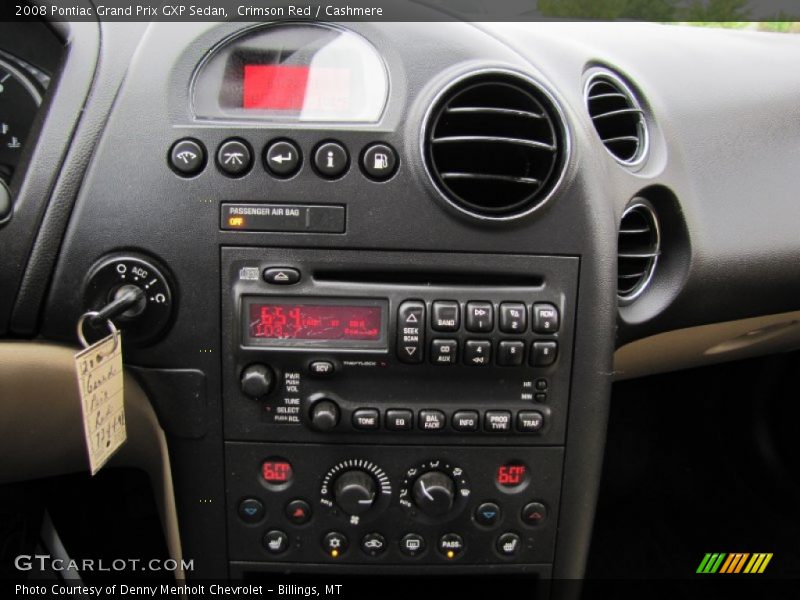 Controls of 2008 Grand Prix GXP Sedan