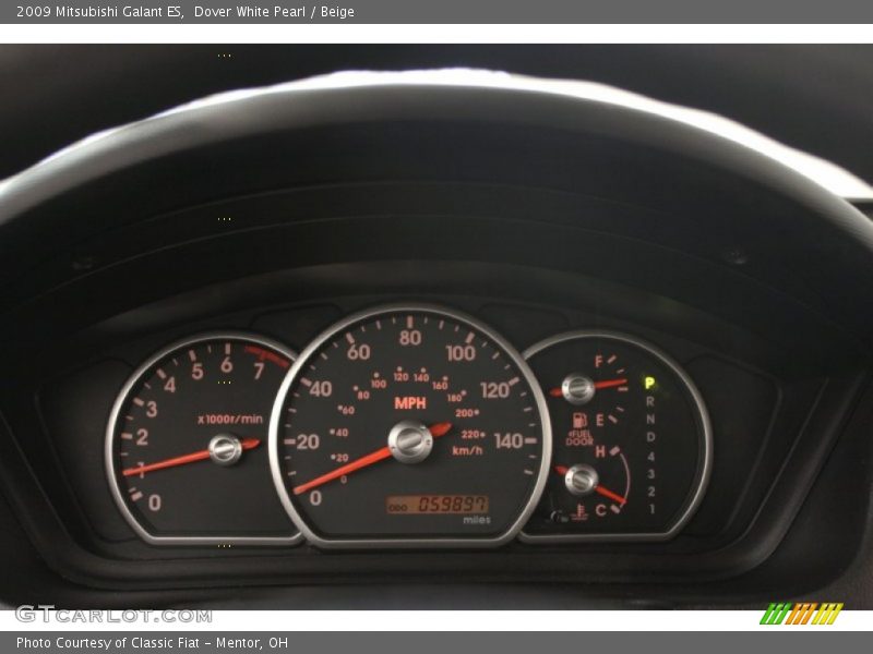Dover White Pearl / Beige 2009 Mitsubishi Galant ES